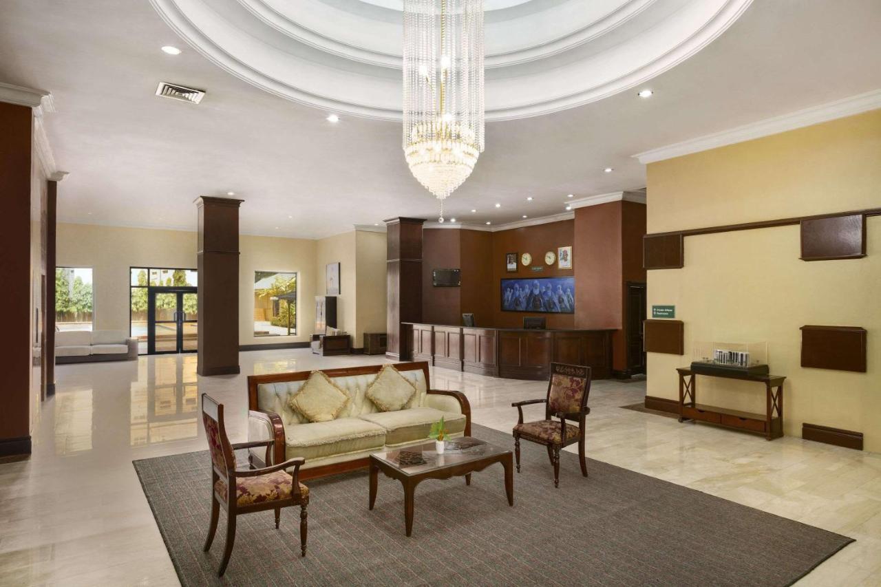 Hawthorn Suites By Wyndham Abudża Zewnętrze zdjęcie