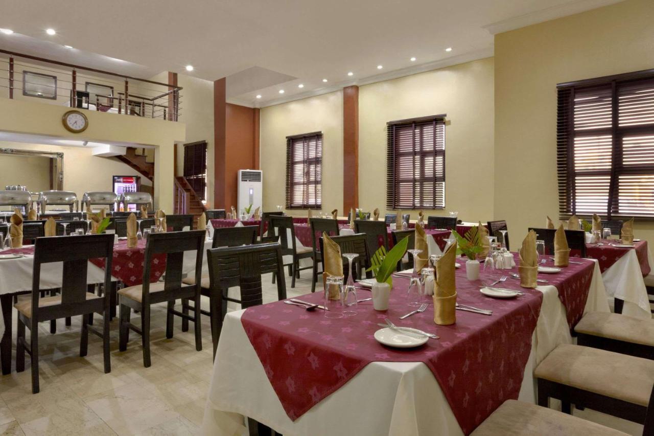 Hawthorn Suites By Wyndham Abudża Zewnętrze zdjęcie
