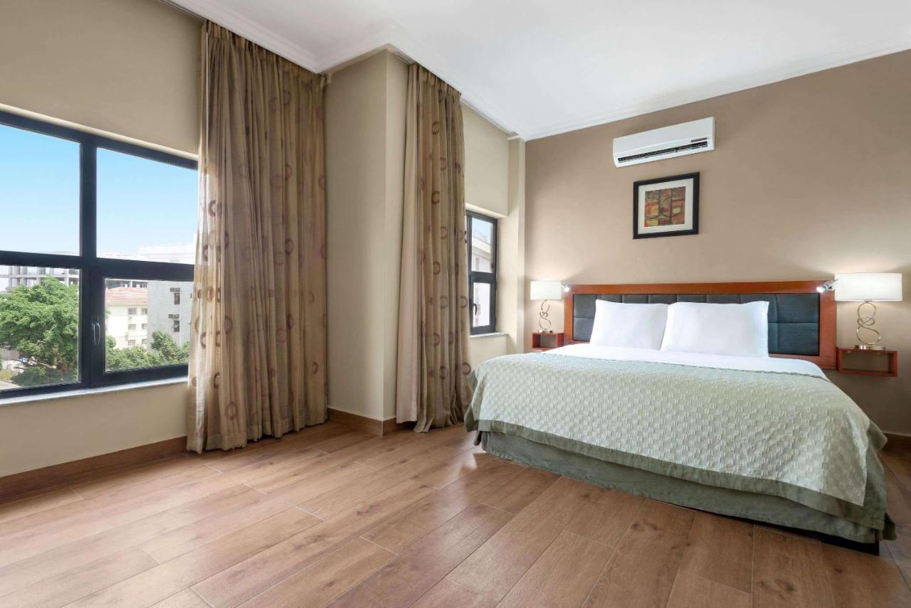 Hawthorn Suites By Wyndham Abudża Zewnętrze zdjęcie