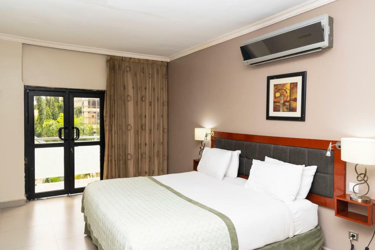 Hawthorn Suites By Wyndham Abudża Zewnętrze zdjęcie