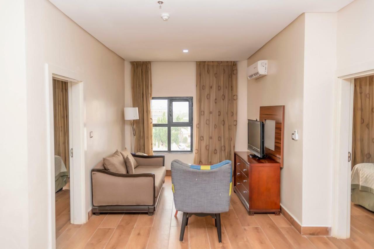 Hawthorn Suites By Wyndham Abudża Zewnętrze zdjęcie